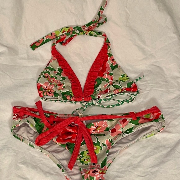 Womens Floral Bikini Set by Touché Size Small. (B-52) - Picture 2 of 7